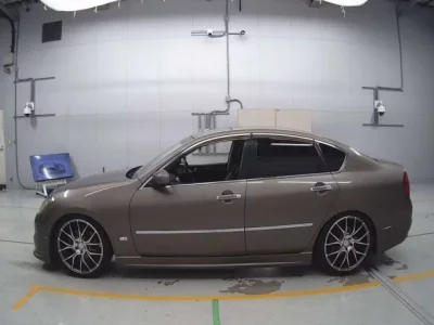 Nissan FUGA  с аукциона в Японии