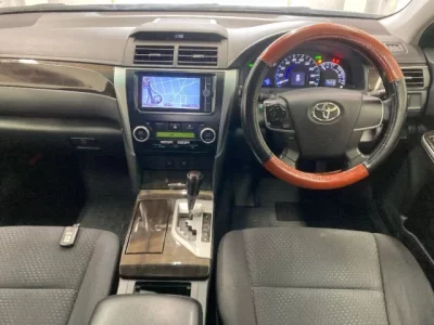 Toyota CAMRY  с аукциона в Японии