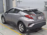 Toyota C-HR лот № 30004 оценка 4  с аукциона в Японии 5