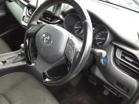 Toyota C-HR лот № 30004 оценка 4  с аукциона в Японии 6