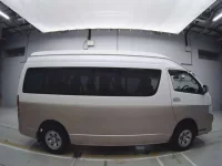 Toyota HIACE лот № 36208 оценка 3.5  с аукциона в Японии 2