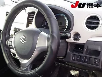 Suzuki WAGON R  с аукциона в Японии