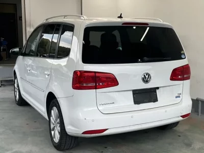 Volkswagen GOLF TOURAN