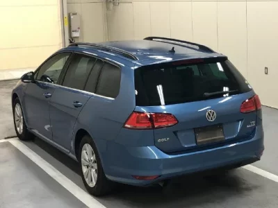 Volkswagen GOLF VARIANT