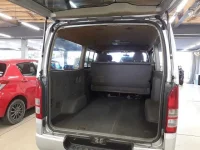 Toyota REGIUS ACE VAN лот № 90114 оценка R  с аукциона в Японии 9