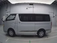 Toyota REGIUS ACE VAN лот № 90114 оценка R  с аукциона в Японии 3