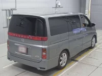 Nissan ELGRAND лот № 90123 оценка 4  с аукциона в Японии 1