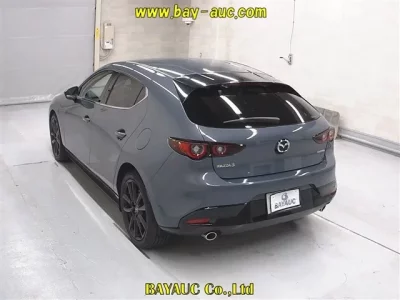 Mazda MAZDA3  с аукциона в Японии