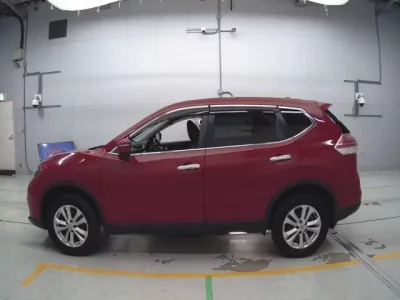 Nissan X-TRAIL  с аукциона в Японии