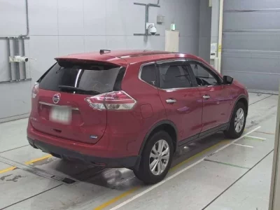 Nissan X-TRAIL  с аукциона в Японии