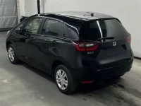 Honda FIT лот № 10037 оценка 4.5  с аукциона в Японии 1
