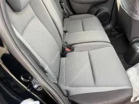 Honda FIT лот № 10037 оценка 4.5  с аукциона в Японии 7