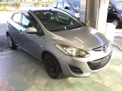 Mazda DEMIO
