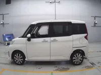 Toyota ROOMY лот № 30028 оценка 4.5  с аукциона в Японии 3