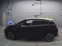 Toyota AURIS лот № 36227 оценка 3.5  с аукциона в Японии 3