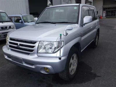 Mitsubishi PAJERO IO