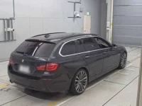 BMW 5-Series лот № 90137 оценка 4  с аукциона в Японии 1