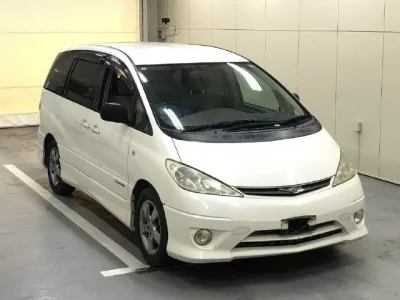 Toyota ESTIMA  с аукциона в Японии