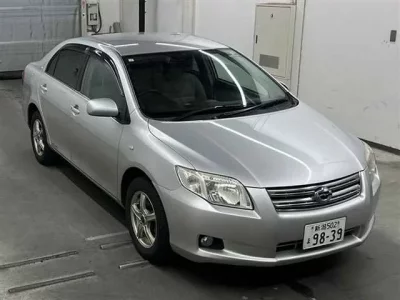 Toyota COROLLA AXIO  с аукциона в Японии