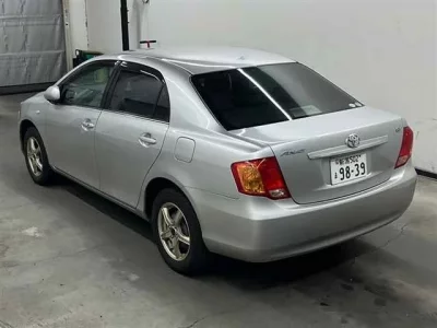 Toyota COROLLA AXIO  с аукциона в Японии