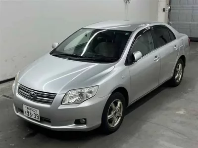 Toyota COROLLA AXIO  с аукциона в Японии