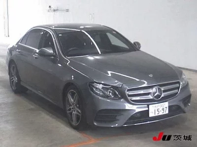 Mercedes-Benz E CLASS  с аукциона в Японии