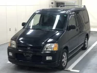 Honda STEP WAGON лот № 6504 оценка 4  с аукциона в Японии 2