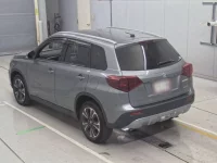 Suzuki ESCUDO лот № 33199 оценка 4  с аукциона в Японии 5