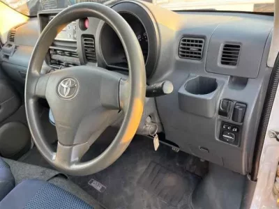 Toyota PIXIS VAN  с аукциона в Японии