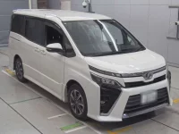 Toyota VOXY лот № 30036 оценка 3.5  с аукциона в Японии 4