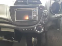 Honda FIT лот № 10304 оценка 3.5  с аукциона в Японии 9