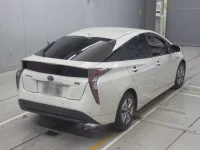 Toyota PRIUS лот № 30043 оценка 3.5  с аукциона в Японии 1
