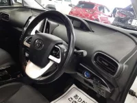 Toyota PRIUS лот № 30043 оценка 3.5  с аукциона в Японии 6