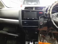 Honda FIT лот № 30041 оценка 4  с аукциона в Японии 9