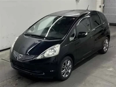 Honda FIT  с аукциона в Японии