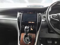 Toyota HARRIER лот № 30047 оценка 3  с аукциона в Японии 9