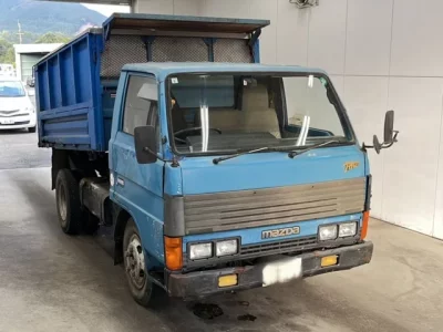 Mazda TITAN  с аукциона в Японии