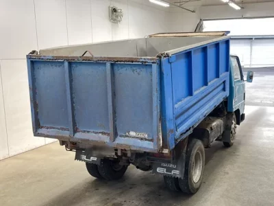 Mazda TITAN  с аукциона в Японии