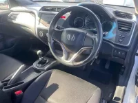 Honda GRACE лот № 60047 оценка 4  с аукциона в Японии 2