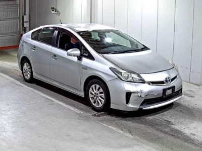 Toyota PRIUS PHV  с аукциона в Японии