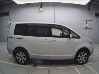 Mitsubishi DELICA D5 лот № 30056 оценка 3.5  с аукциона в Японии 2