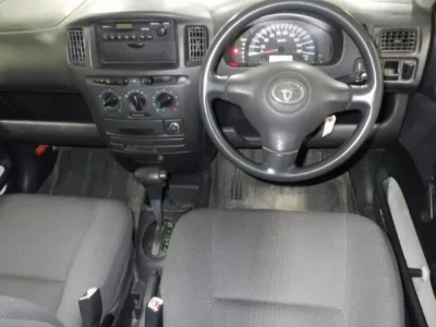 Toyota SUCCEED  с аукциона в Японии