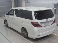 Toyota ALPHARD лот № 90185 оценка 3.5  с аукциона в Японии 5