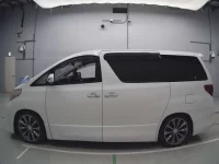 Toyota ALPHARD лот № 90185 оценка 3.5  с аукциона в Японии 3