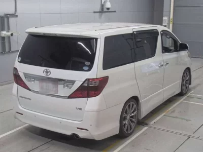 Toyota ALPHARD  с аукциона в Японии
