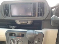 Toyota PASSO лот № 36253 оценка 4  с аукциона в Японии 9