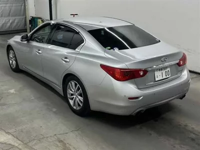 Nissan SKYLINE  с аукциона в Японии