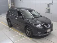Nissan X-TRAIL лот № 30063 оценка 4  с аукциона в Японии 4