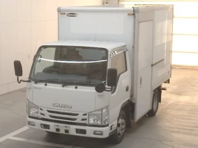 Isuzu ELF  с аукциона в Японии
