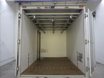 Isuzu ELF  с аукциона в Японии